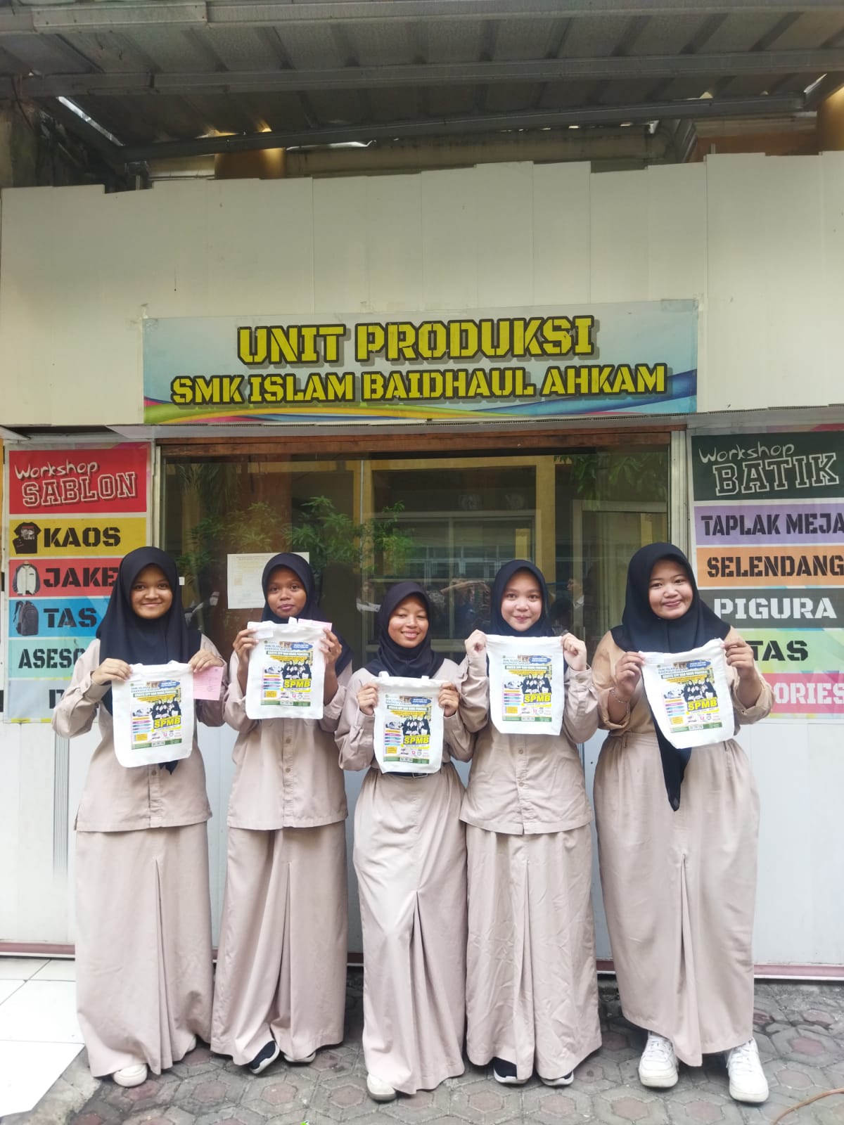 Desain Komunikasi Visual